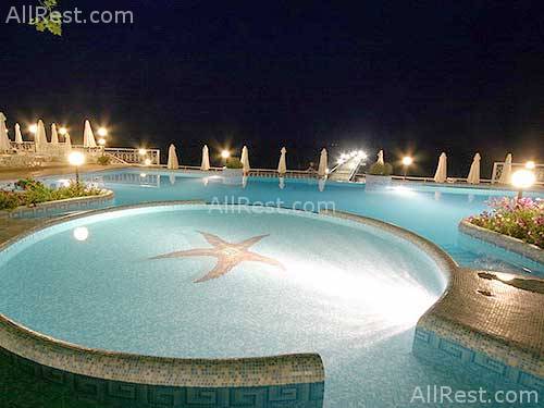 Marina Hotel 18